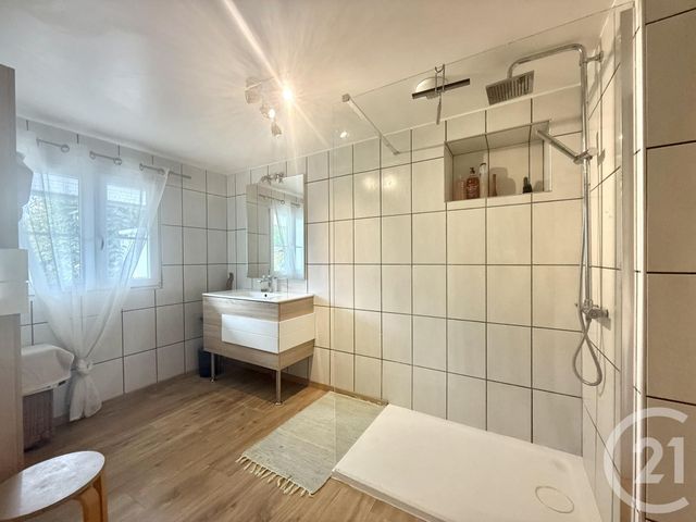 Maison &agrave; vendre - 4 pi&egrave;ces - 122 m2 - Moulins - 03 - AUVERGNE