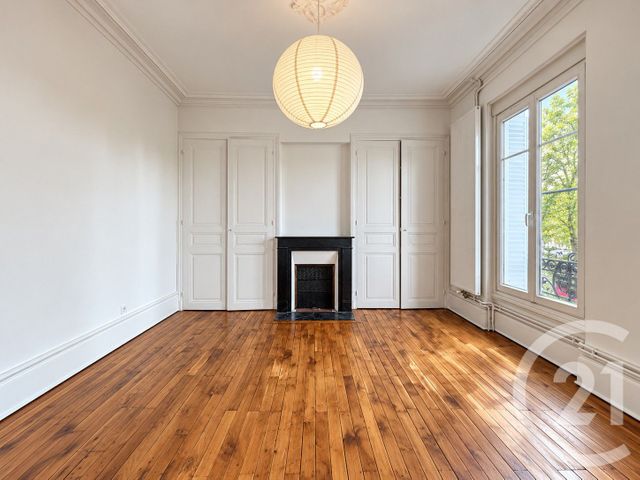 Maison &agrave; vendre - 6 pi&egrave;ces - 151,50 m2 - Moulins - 03 - AUVERGNE