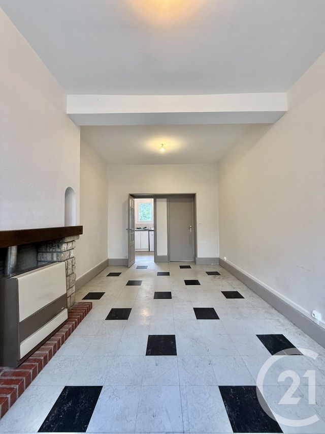 Appartement F1 &agrave; louer - 1 pi&egrave;ce - 29,87 m2 - Moulins - 03 - AUVERGNE