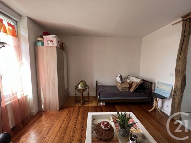 Appartement F1 &agrave; louer - 1 pi&egrave;ce - 30,80 m2 - Moulins - 03 - AUVERGNE