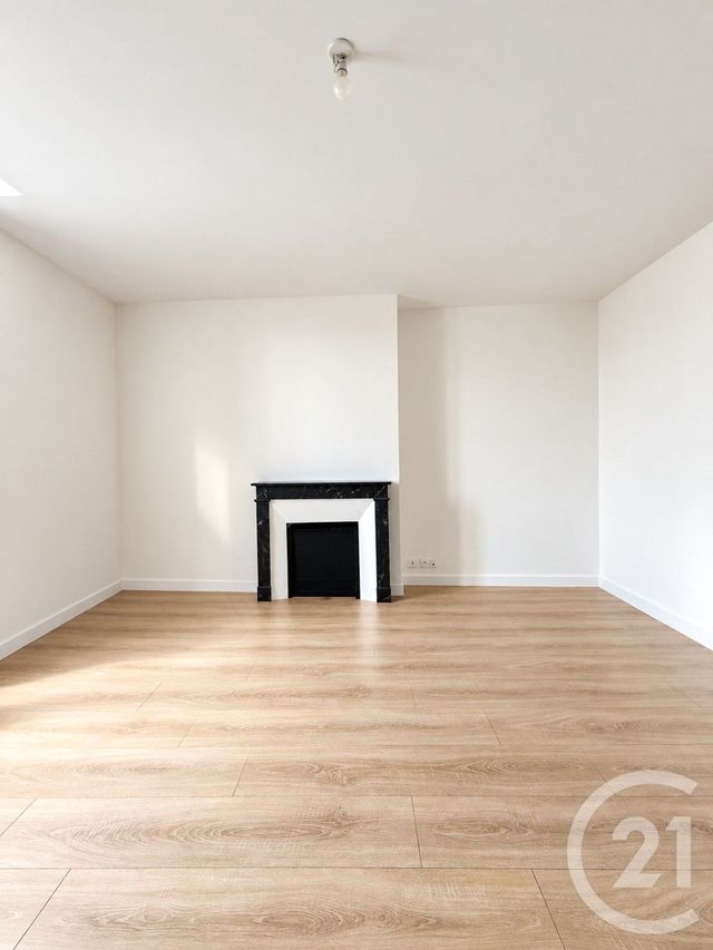 Appartement F4 &agrave; louer - 4 pi&egrave;ces - 89,50 m2 - Yzeure - 03 - AUVERGNE