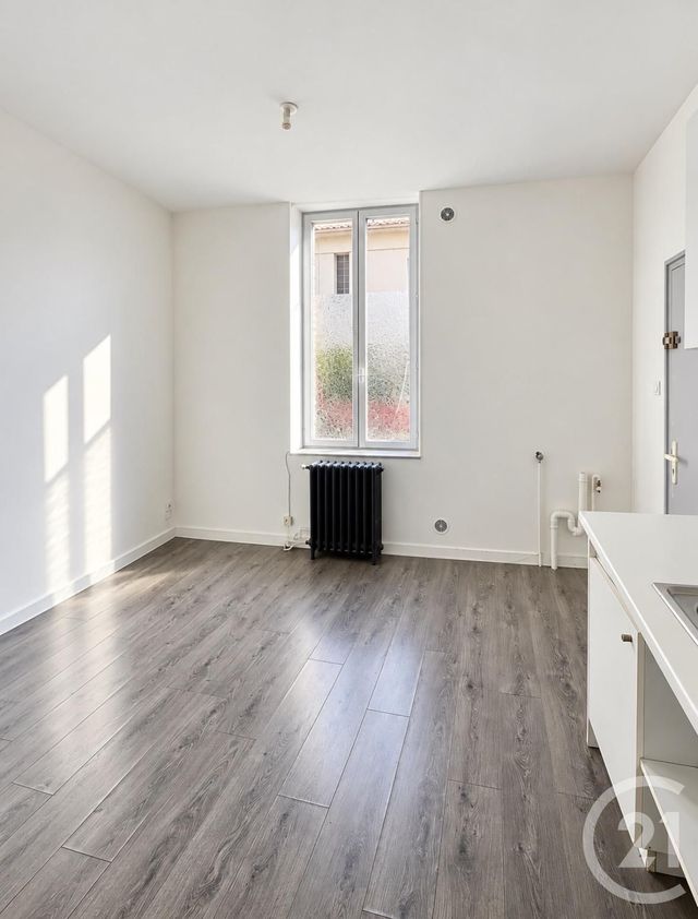 Appartement F2 &agrave; louer - 2 pi&egrave;ces - 23,79 m2 - Yzeure - 03 - AUVERGNE
