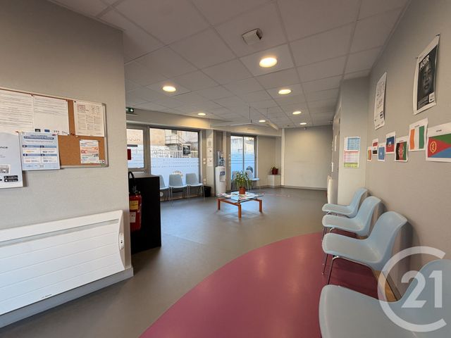 Local commercial à louer - 165.0 m2 - 03 - Allier