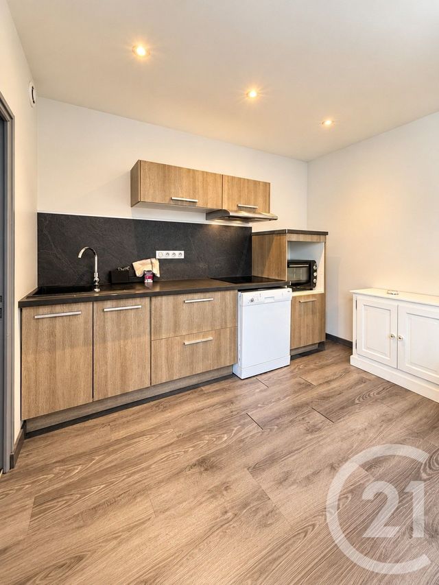 Appartement F2 &agrave; louer - 2 pi&egrave;ces - 39,52 m2 - Moulins - 03 - AUVERGNE