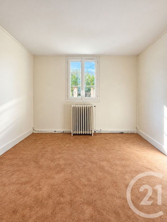 Appartement F2 &agrave; louer - 2 pi&egrave;ces - 41,20 m2 - Yzeure - 03 - AUVERGNE