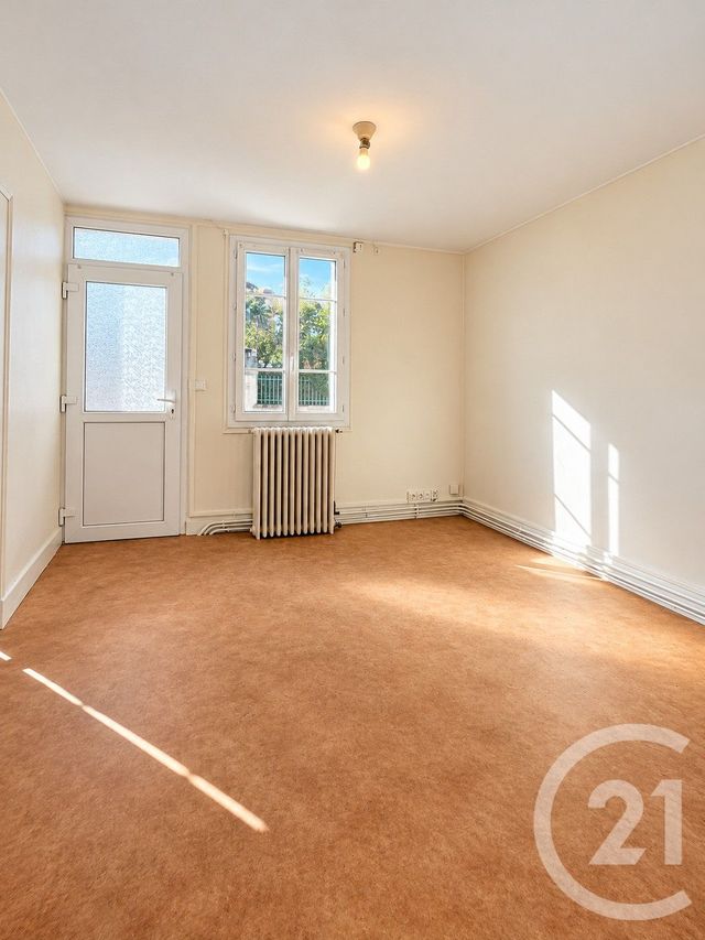 Appartement F2 &agrave; louer - 2 pi&egrave;ces - 41,20 m2 - Yzeure - 03 - AUVERGNE