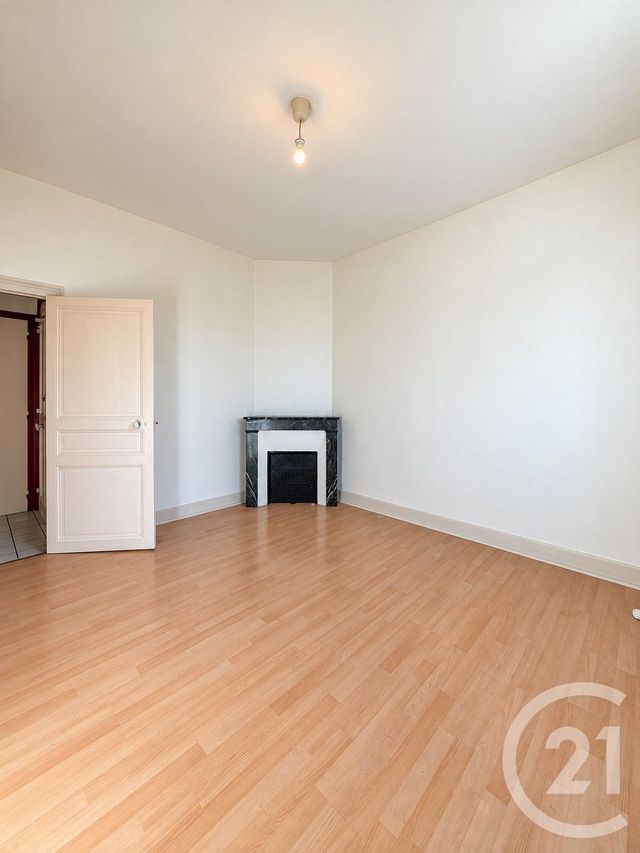 Appartement F2 &agrave; louer - 2 pi&egrave;ces - 45,38 m2 - Yzeure - 03 - AUVERGNE
