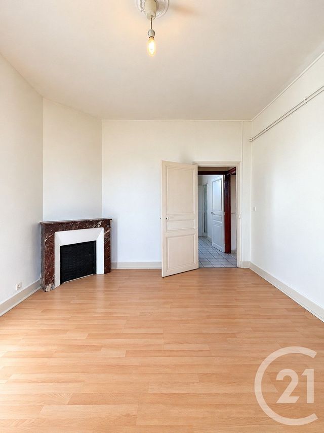 Appartement F2 &agrave; louer - 2 pi&egrave;ces - 45,38 m2 - Yzeure - 03 - AUVERGNE