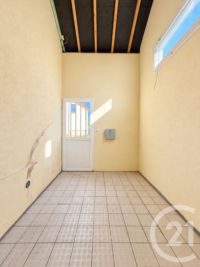 Appartement F2 &agrave; louer - 2 pi&egrave;ces - 45,38 m2 - Yzeure - 03 - AUVERGNE
