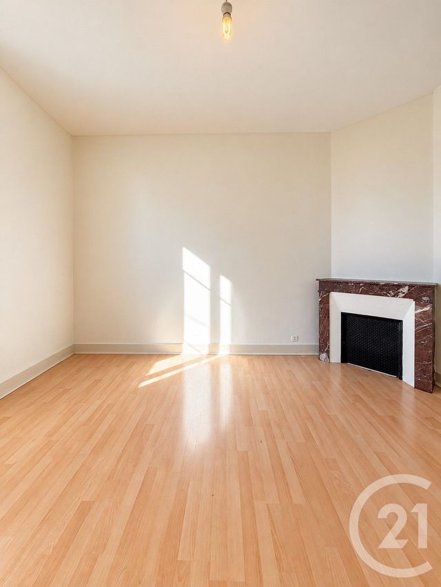 Appartement F2 &agrave; louer - 2 pi&egrave;ces - 45,38 m2 - Yzeure - 03 - AUVERGNE
