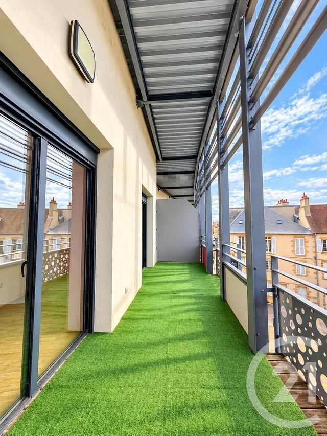 Appartement F3 &agrave; louer - 3 pi&egrave;ces - 84,87 m2 - Moulins - 03 - AUVERGNE