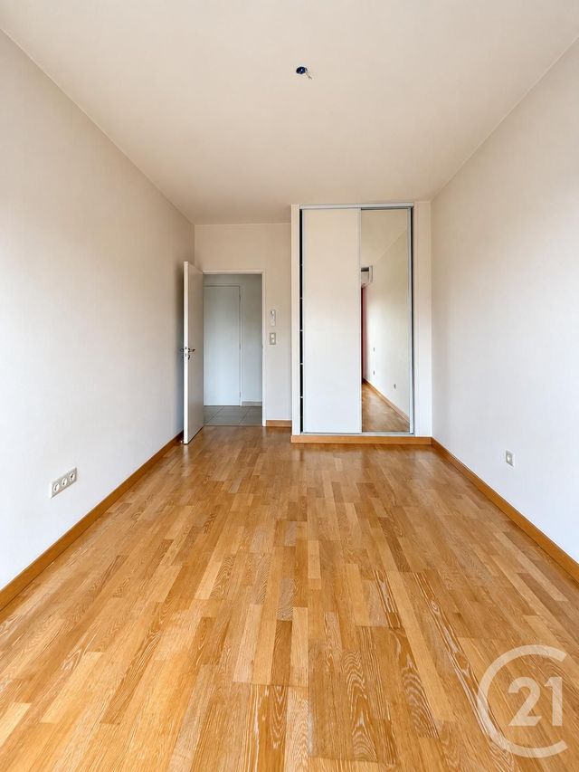 Appartement F3 &agrave; louer - 3 pi&egrave;ces - 84,87 m2 - Moulins - 03 - AUVERGNE