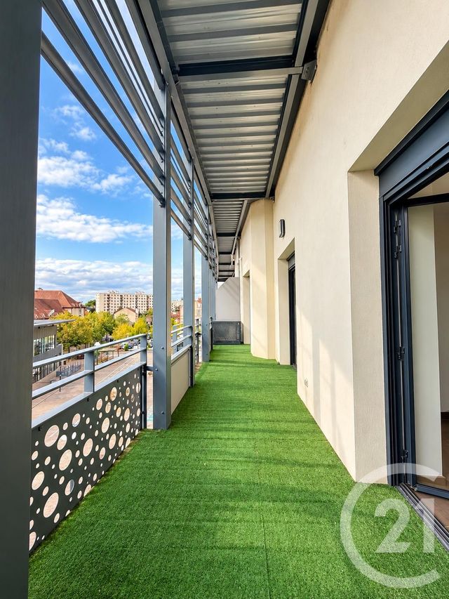 Appartement F3 &agrave; louer - 3 pi&egrave;ces - 84,87 m2 - Moulins - 03 - AUVERGNE