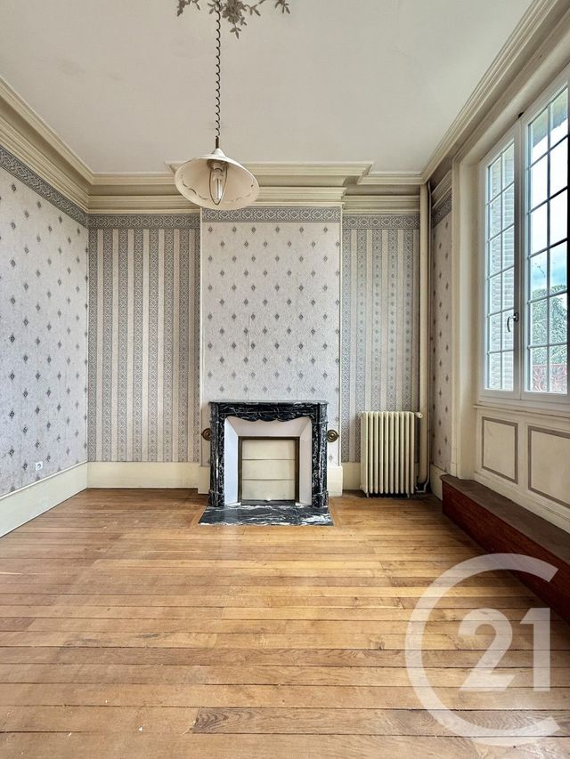 Maison &agrave; vendre - 6 pi&egrave;ces - 217,62 m2 - Moulins - 03 - AUVERGNE