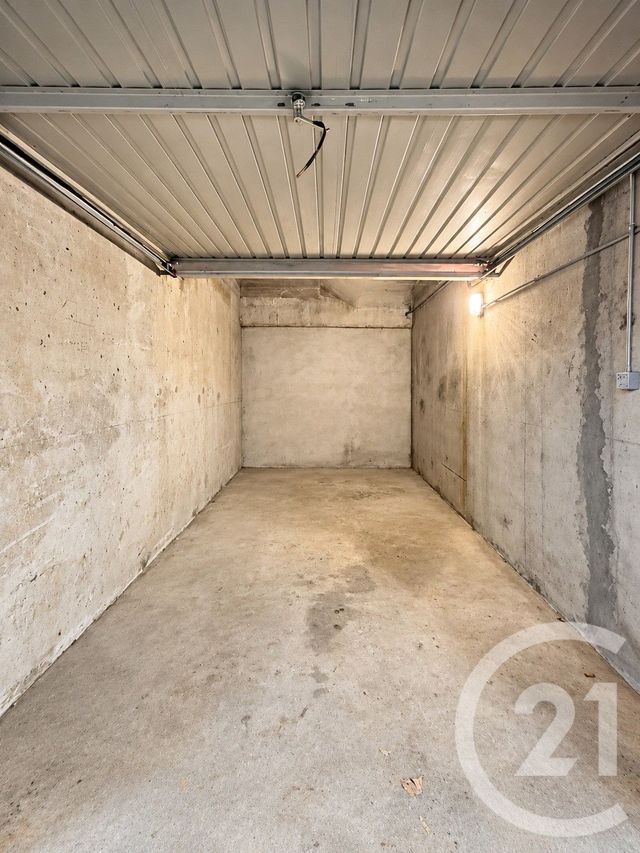 Parking &agrave; louer - 15 m2 - Moulins - 03 - AUVERGNE
