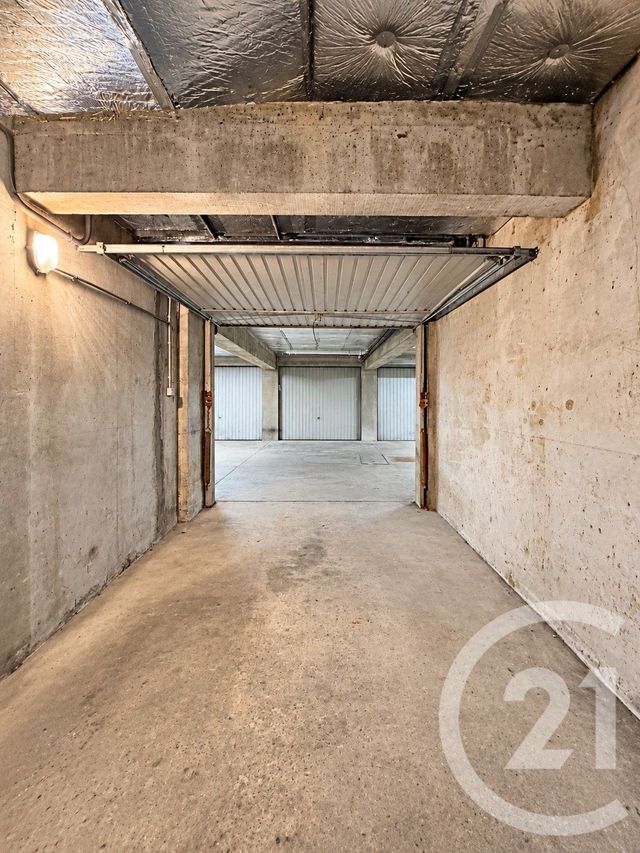 Parking &agrave; louer - 15 m2 - Moulins - 03 - AUVERGNE