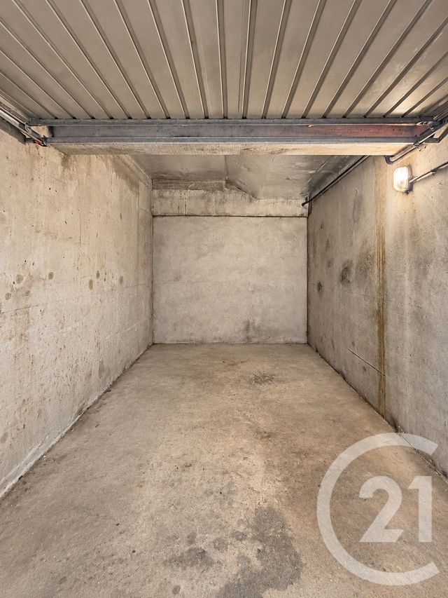 Parking &agrave; louer - 15 m2 - Moulins - 03 - AUVERGNE