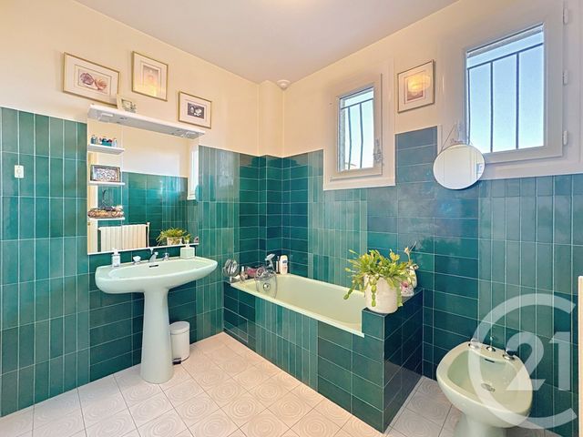 Maison à vendre - 7 pièces - 190 m2 - Thiais - 94 - ILE-DE-FRANCE