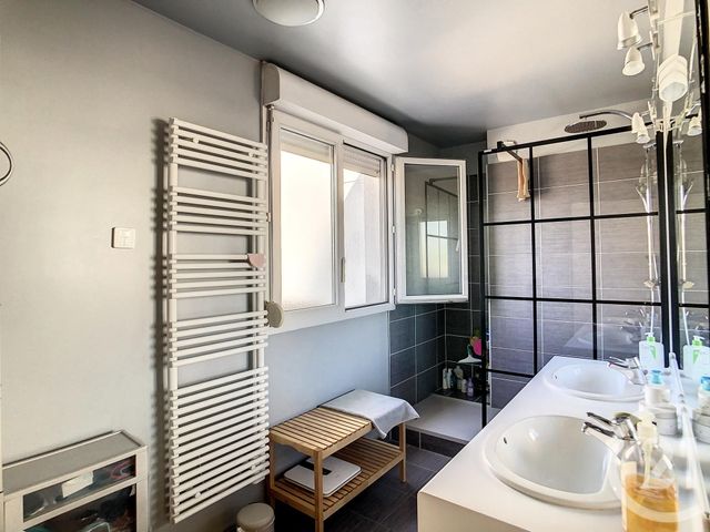 Appartement Duplex à vendre - 4 pièces - 106,93 m2 - Thiais - 94 - ILE-DE-FRANCE