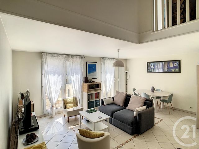 Appartement Duplex à vendre - 4 pièces - 106,93 m2 - Thiais - 94 - ILE-DE-FRANCE