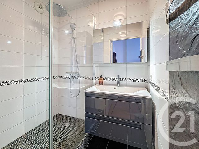 Appartement F5 &agrave; vendre - 5 pi&egrave;ces - 98,40 m2 - Choisy Le Roi - 94 - ILE-DE-FRANCE