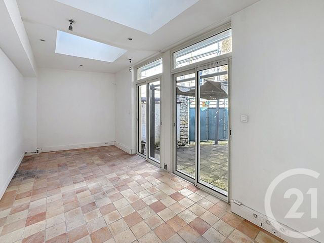 Maison &agrave; vendre - 11 pi&egrave;ces - 194,17 m2 - Villejuif - 94 - ILE-DE-FRANCE