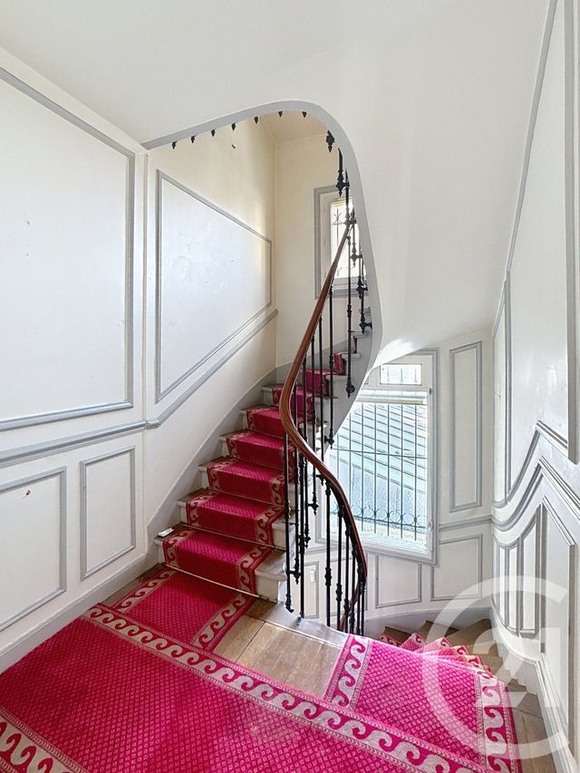 Maison &agrave; vendre - 11 pi&egrave;ces - 194,17 m2 - Villejuif - 94 - ILE-DE-FRANCE