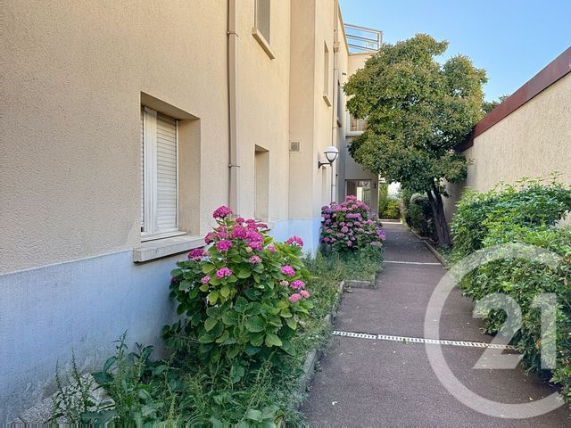 Appartement F2 à vendre - 2 pièces - 43,81 m2 - Choisy Le Roi - 94 - ILE-DE-FRANCE