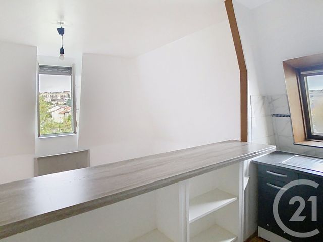 Appartement à vendre - 2 pièces - 37 m2 - Thiais - 94 - ILE-DE-FRANCE