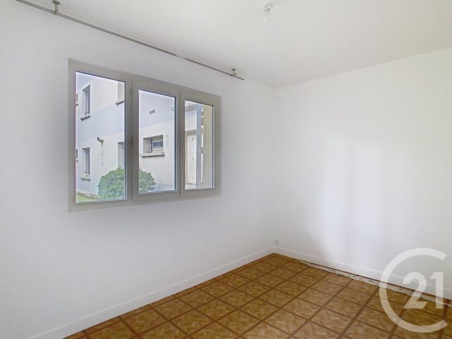 Appartement F2 à louer - 2 pièces - 47,23 m2 - Villejuif - 94 - ILE-DE-FRANCE