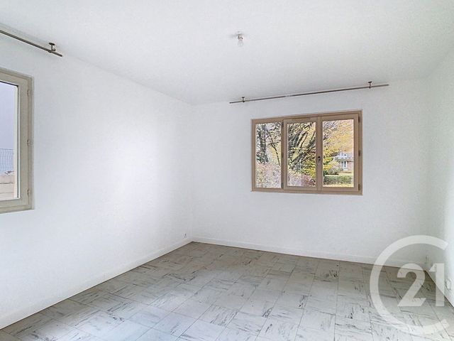 Appartement F2 à louer - 2 pièces - 47,23 m2 - Villejuif - 94 - ILE-DE-FRANCE