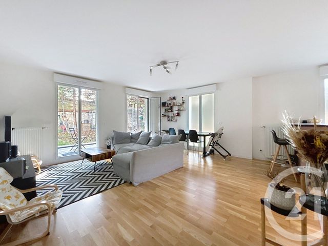 Appartement F4 à vendre - 4 pièces - 90 m2 - Thiais - 94 - ILE-DE-FRANCE