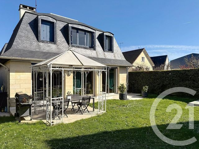 Maison à vendre - 7 pièces - 237 m2 - Thiais - 94 - ILE-DE-FRANCE