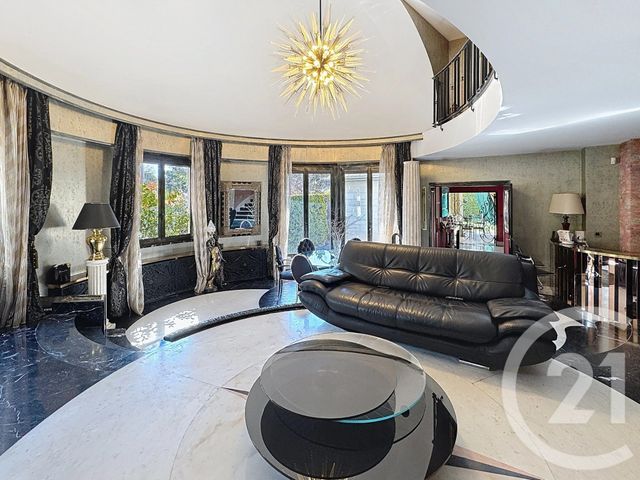 Maison à vendre - 7 pièces - 237 m2 - Thiais - 94 - ILE-DE-FRANCE