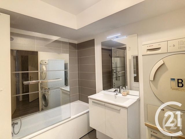 Appartement F3 à louer - 3 pièces - 56,37 m2 - Orly - 94 - ILE-DE-FRANCE