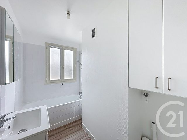 Appartement F2 &agrave; louer - 2 pi&egrave;ces - 47,78 m2 - Villejuif - 94 - ILE-DE-FRANCE