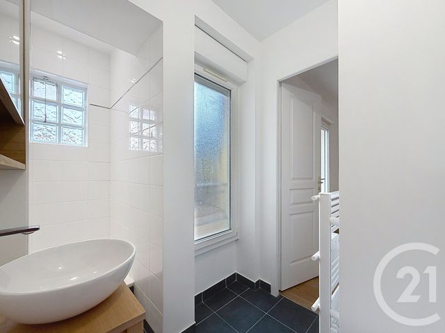 Appartement &agrave; louer - 2 pi&egrave;ces - 39,35 m2 - St Maur Des Fosses - 94 - ILE-DE-FRANCE