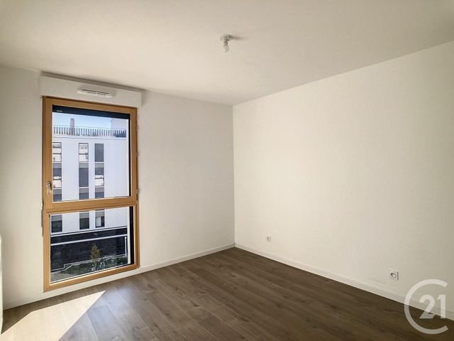 Appartement F3 &agrave; louer - 3 pi&egrave;ces - 61,68 m2 - Thiais - 94 - ILE-DE-FRANCE