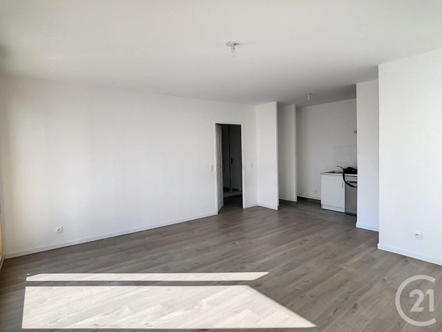 Appartement F3 &agrave; louer - 3 pi&egrave;ces - 61,68 m2 - Thiais - 94 - ILE-DE-FRANCE
