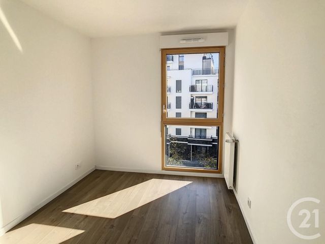 Appartement F3 &agrave; louer - 3 pi&egrave;ces - 61,68 m2 - Thiais - 94 - ILE-DE-FRANCE