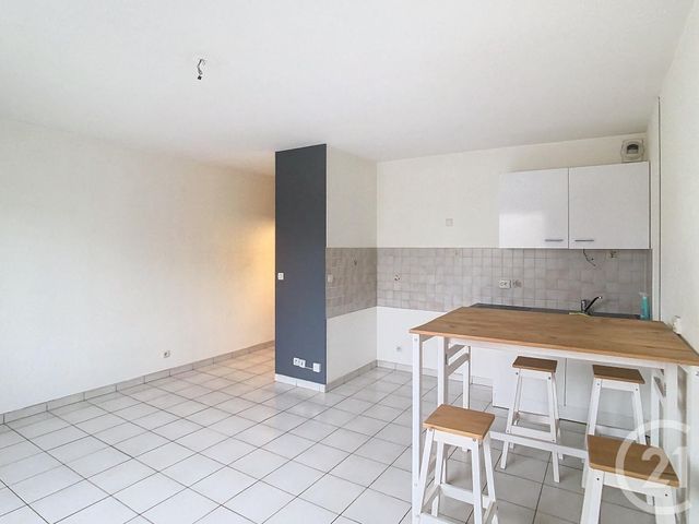 Appartement F1 &agrave; louer - 1 pi&egrave;ce - 27,44 m2 - Thiais - 94 - ILE-DE-FRANCE