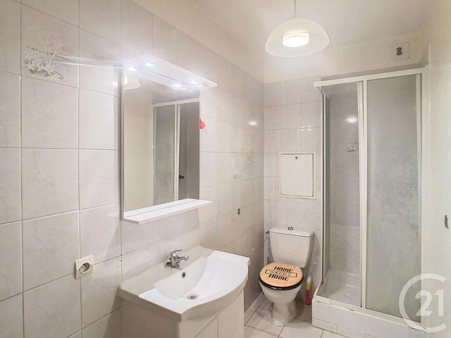 Appartement F1 &agrave; louer - 1 pi&egrave;ce - 27,44 m2 - Thiais - 94 - ILE-DE-FRANCE