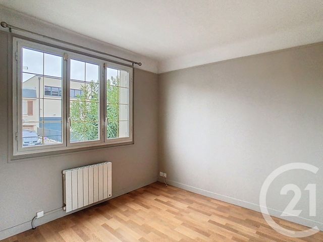 Appartement F3 &agrave; louer - 3 pi&egrave;ces - 60,22 m2 - Thiais - 94 - ILE-DE-FRANCE