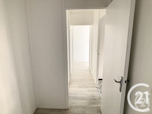 Appartement F3 &agrave; louer - 3 pi&egrave;ces - 65,52 m2 - Thiais - 94 - ILE-DE-FRANCE