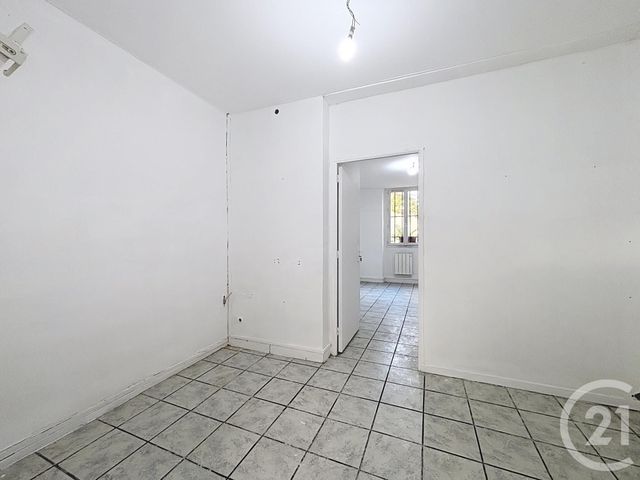 Murs à vendre à vendre - 79.0 m2 - 75 - Paris