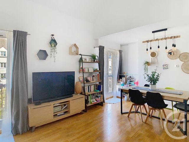 Appartement Duplex &agrave; vendre - 4 pi&egrave;ces - 90,60 m2 - Thiais - 94 - ILE-DE-FRANCE