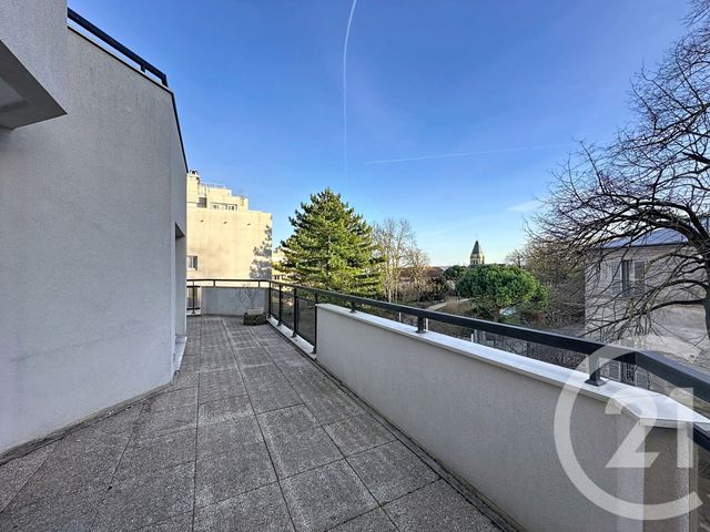 Appartement F3 &agrave; louer - 3 pi&egrave;ces - 77,30 m2 - Thiais - 94 - ILE-DE-FRANCE