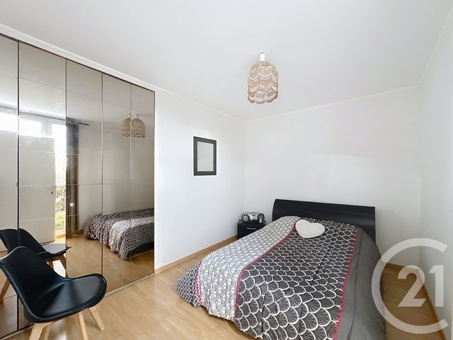 Appartement F4 &agrave; vendre - 4 pi&egrave;ces - 66,73 m2 - Thiais - 94 - ILE-DE-FRANCE