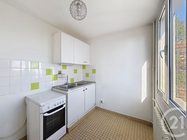 Appartement Studio &agrave; vendre - 1 pi&egrave;ce - 29 m2 - Thiais - 94 - ILE-DE-FRANCE