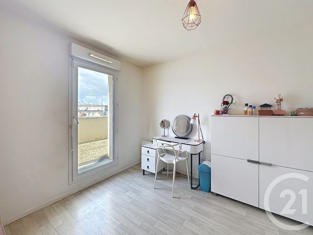 Appartement Duplex &agrave; vendre - 5 pi&egrave;ces - 98,18 m2 - Villeneuve Le Roi - 94 - ILE-DE-FRANCE